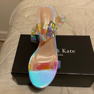 Clear color heel